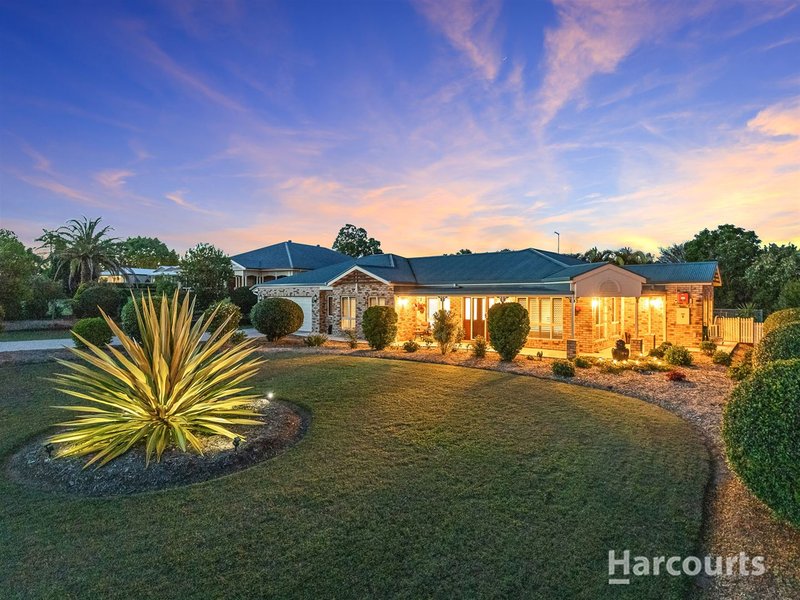 Photo - 4 Champagne Court, Morayfield QLD 4506 - Image 2