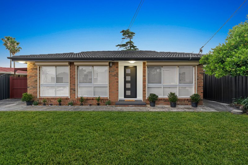 4 Chanelle Court, Springvale South VIC 3172