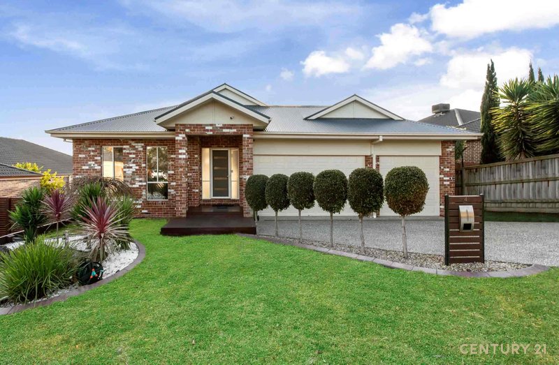 Photo - 4 Charles Sturt Place, Pakenham VIC 3810 - Image 2