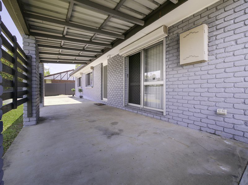 Photo - 4 Chatswood Road, Springwood QLD 4127 - Image 9