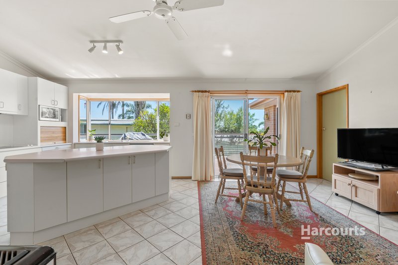 Photo - 4 Chaucer Place, Ulladulla NSW 2539 - Image 7