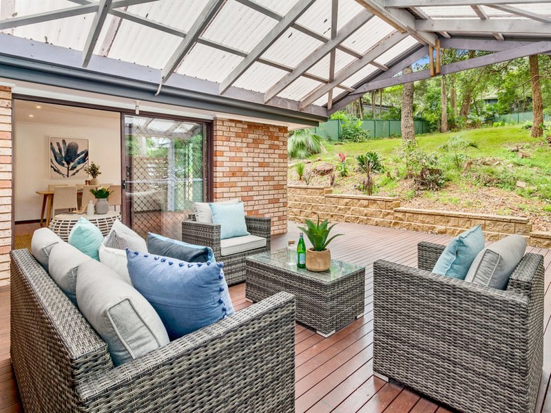 4 Chellow Dene Ave , Stanwell Park NSW 2508