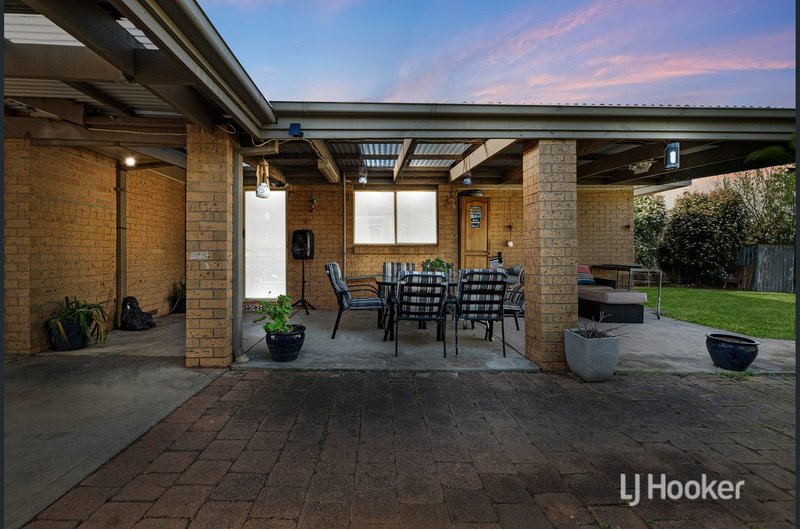 Photo - 4 Chelmsford Way, Melton West VIC 3337 - Image 10