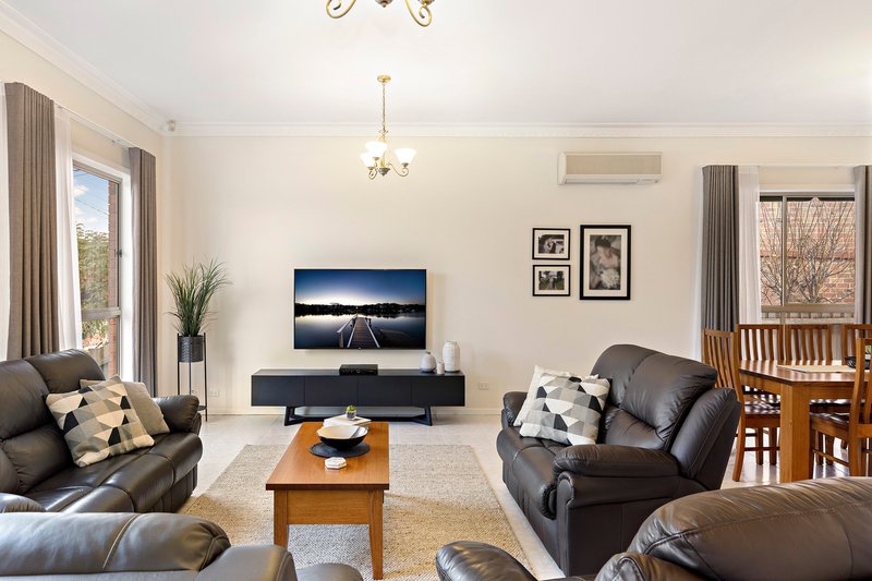 Photo - 4 Chelsea Court, Thomastown VIC 3074 - Image 2