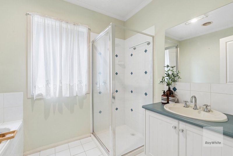 Photo - 4 Chesterfield Drive, Wyndham Vale VIC 3024 - Image 8