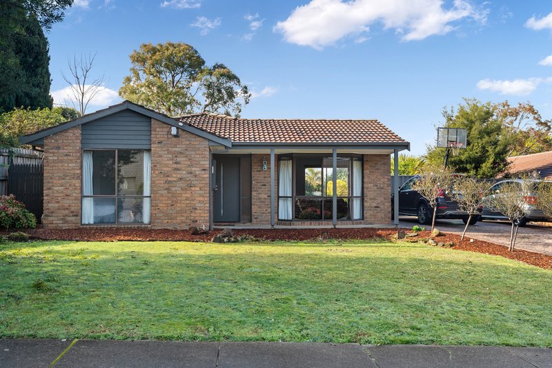 Photo - 4 Chevalier Crescent, Mooroolbark VIC 3138 - Image 1