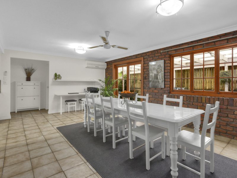 Photo - 4 Chico Place, Mcdowall QLD 4053 - Image 10