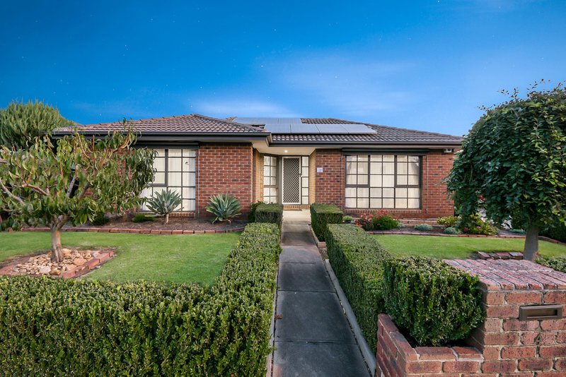 Photo - 4 Chirnside Road, Berwick VIC 3806 - Image