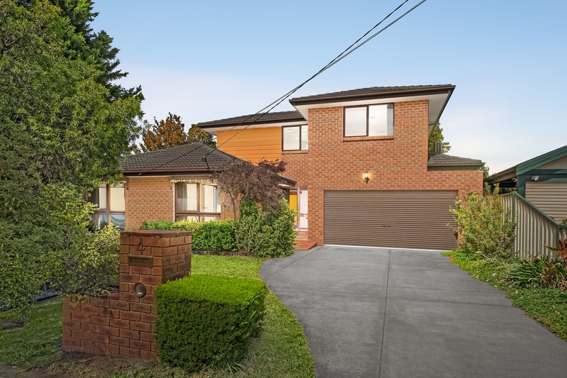 Photo - 4 Christopher Court, Clarinda VIC 3169 - Image 1