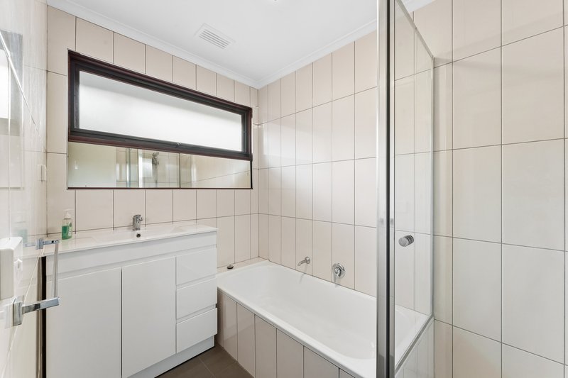 Photo - 4 Christopher Court, Clarinda VIC 3169 - Image 9