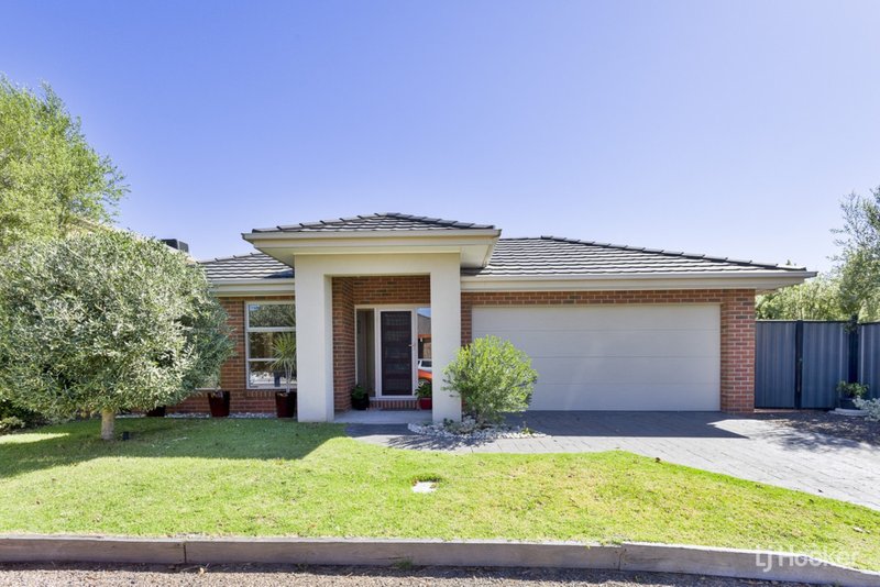 4 Citronella Circuit, Point Cook VIC 3030