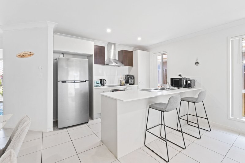 Photo - 4 Clarence Street, Pimpama QLD 4209 - Image 2