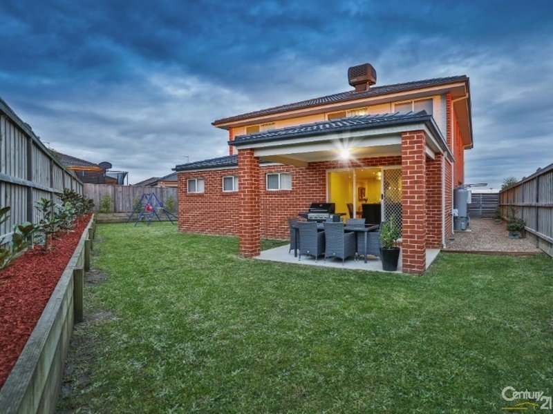 Photo - 4 Clarendon Street, Pakenham VIC 3810 - Image 17