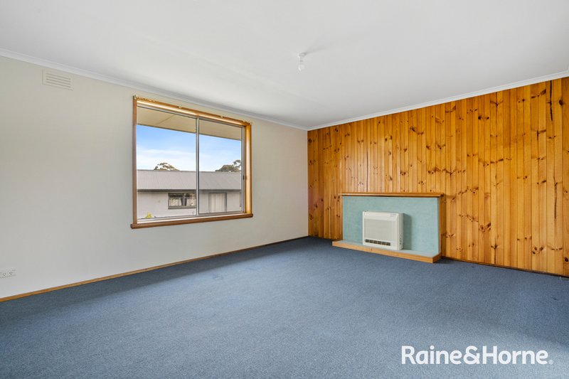 Photo - 4 Claridge Court, Triabunna TAS 7190 - Image 7