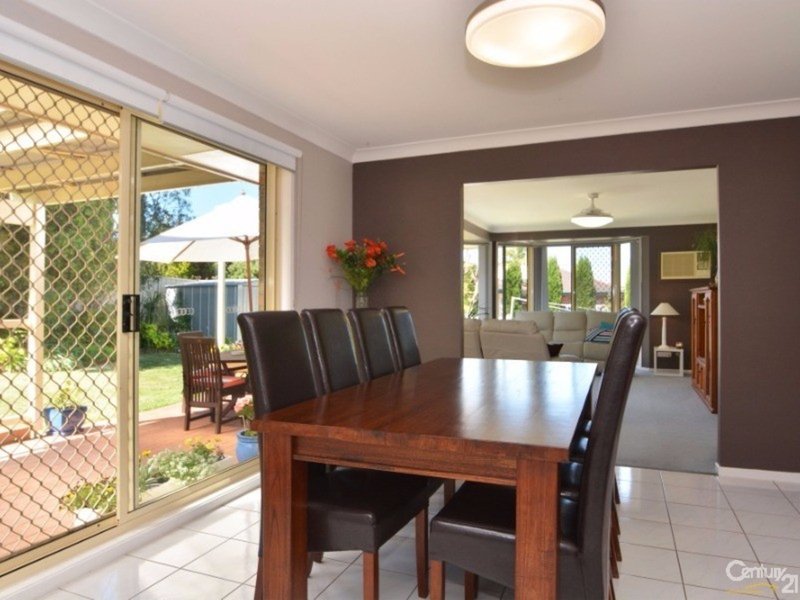 Photo - 4 Clearview Close, Cameron Park NSW 2285 - Image 6