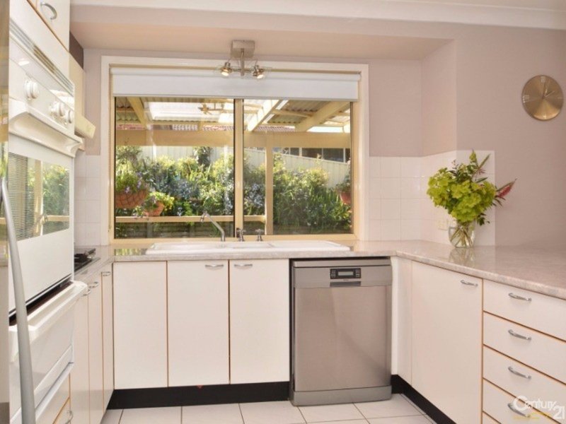 Photo - 4 Clearview Close, Cameron Park NSW 2285 - Image 7