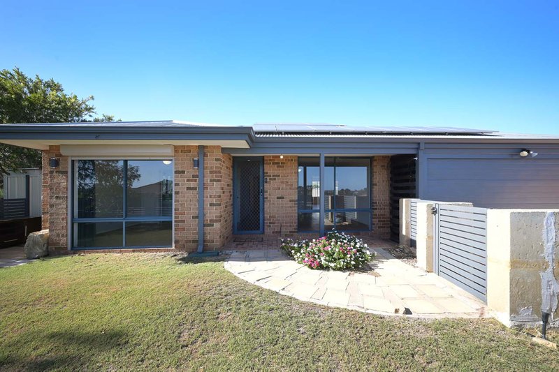 4 Cleland Close, Clarkson WA 6030