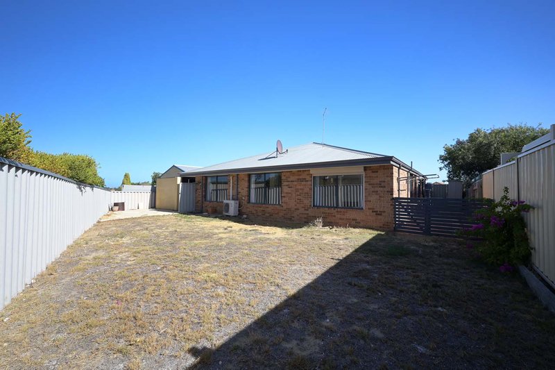 Photo - 4 Cleland Close, Clarkson WA 6030 - Image 32