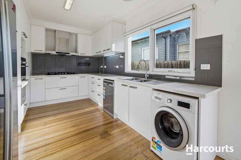 Photo - 4 Clematis Street, Vermont VIC 3133 - Image 4