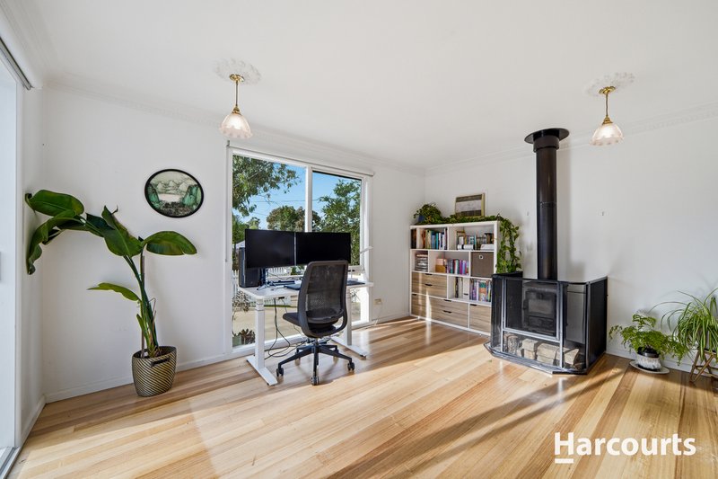 Photo - 4 Clematis Street, Vermont VIC 3133 - Image 6