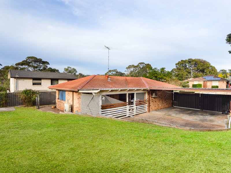 Photo - 4 Clennam Ave , Ambarvale NSW 2560 - Image 8