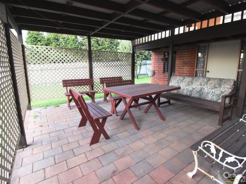 Photo - 4 Clinton Avenue, Adamstown Heights NSW 2289 - Image 15