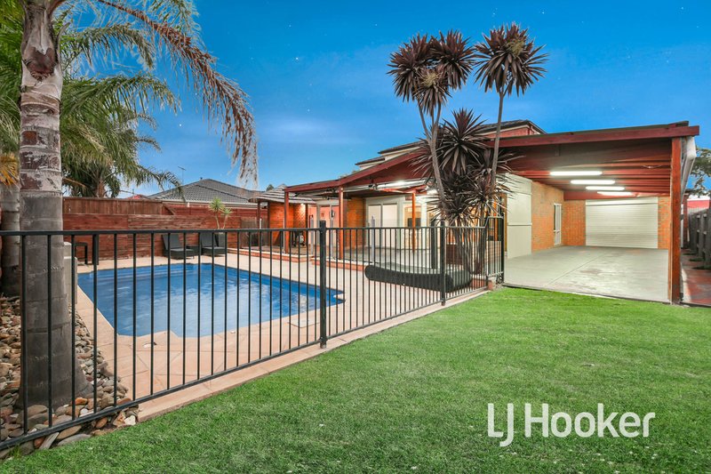 Photo - 4 Cloverlea Grove, Narre Warren South VIC 3805 - Image 18