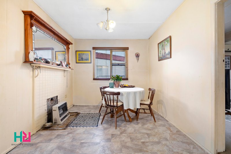 Photo - 4 Coalbrook Street, Lithgow NSW 2790 - Image 3