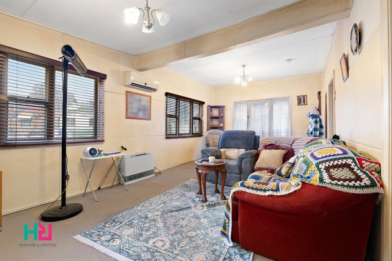 Photo - 4 Coalbrook Street, Lithgow NSW 2790 - Image 5