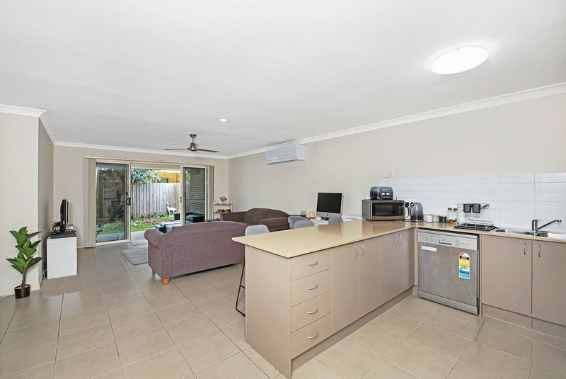 Photo - 4 Coen Way, Brassall QLD 4305 - Image 4