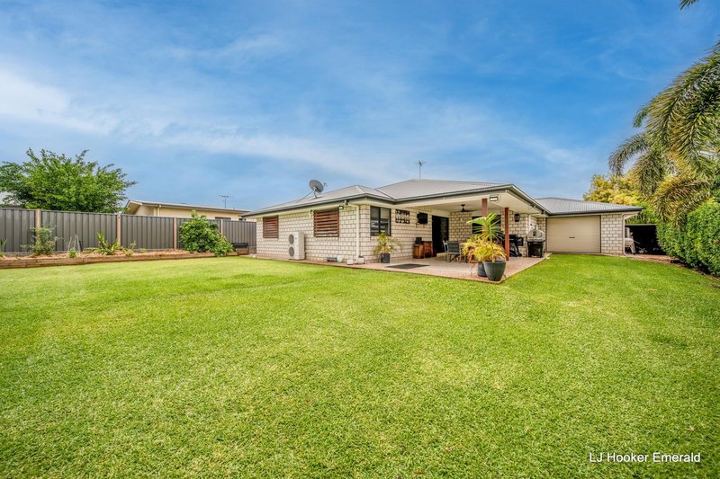 Photo - 4 Colden Place, Emerald QLD 4720 - Image 22