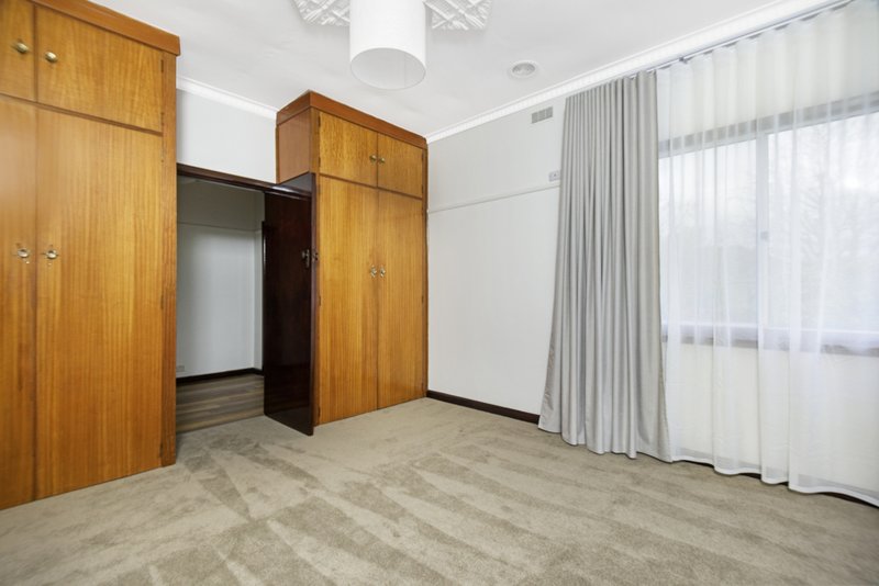 Photo - 4 Collard Street, Newington VIC 3350 - Image 6