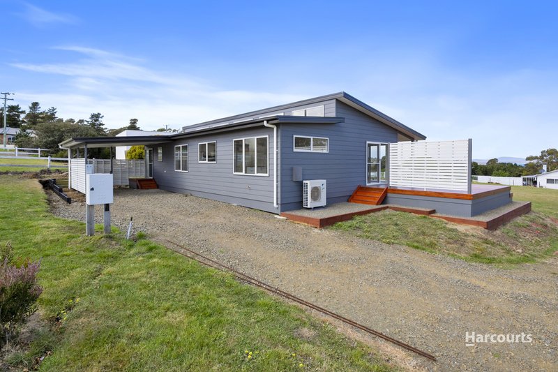 Photo - 4 Colleen Crescent, Primrose Sands TAS 7173 - Image 2
