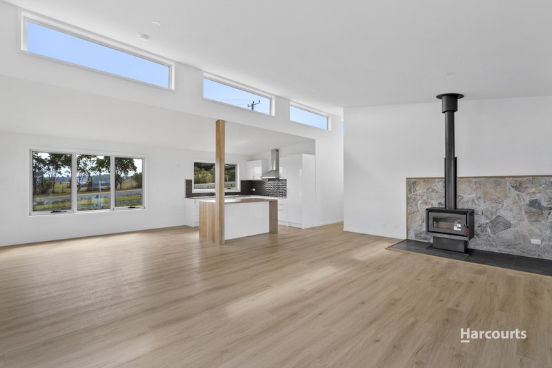 Photo - 4 Colleen Crescent, Primrose Sands TAS 7173 - Image 4