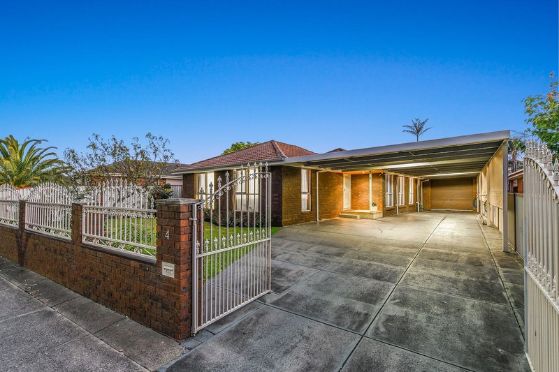 Photo - 4 College Crescent, Keysborough VIC 3173 - Image 2