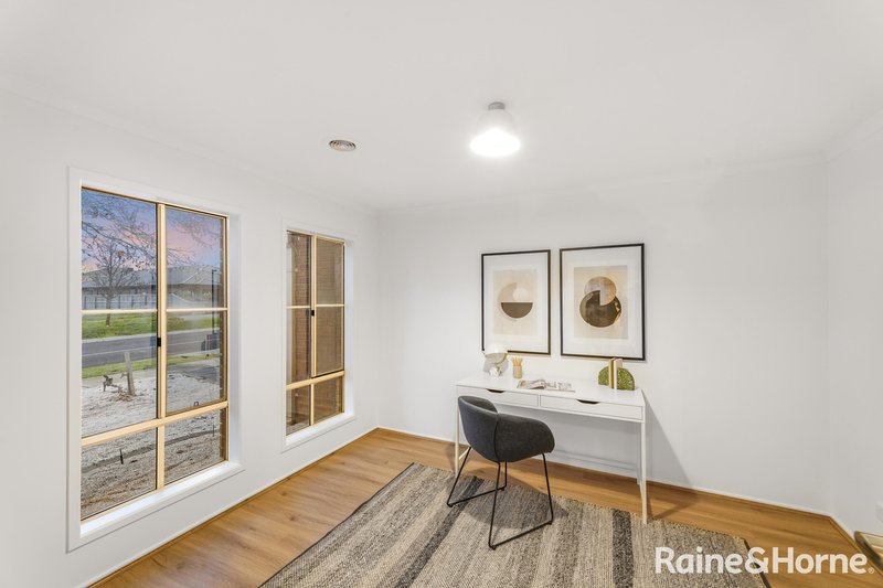 Photo - 4 Collins Street, Taylors Hill VIC 3037 - Image 10