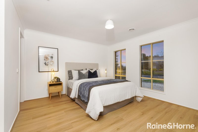 Photo - 4 Collins Street, Taylors Hill VIC 3037 - Image 11