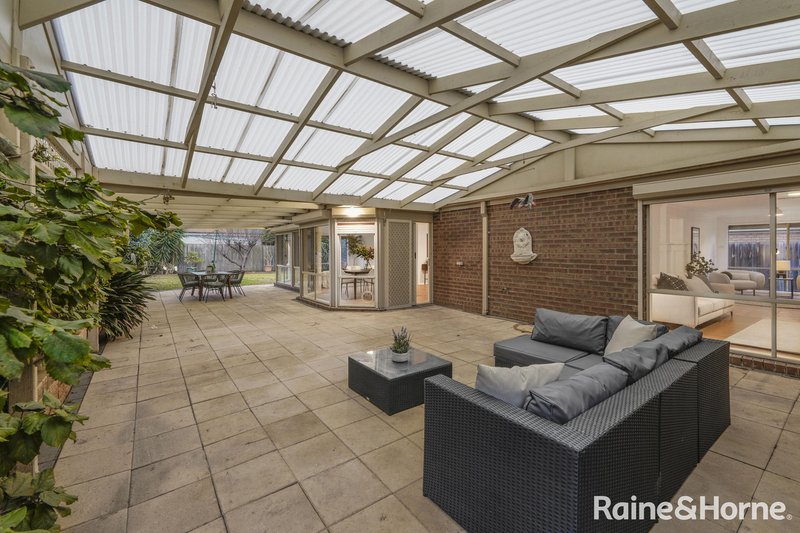 Photo - 4 Collins Street, Taylors Hill VIC 3037 - Image 16