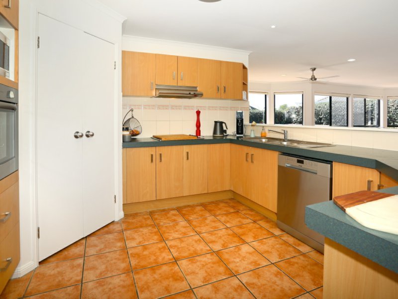 Photo - 4 Colonial Court, Mudgeeraba QLD 4213 - Image 4