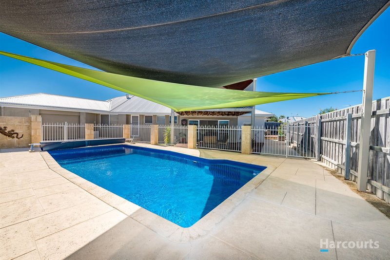 Photo - 4 Colonna Place, Quinns Rocks WA 6030 - Image 28