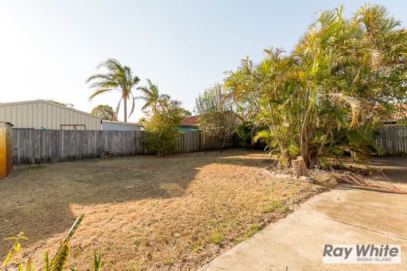 Photo - 4 Columbia Drive, Beachmere QLD 4510 - Image 12