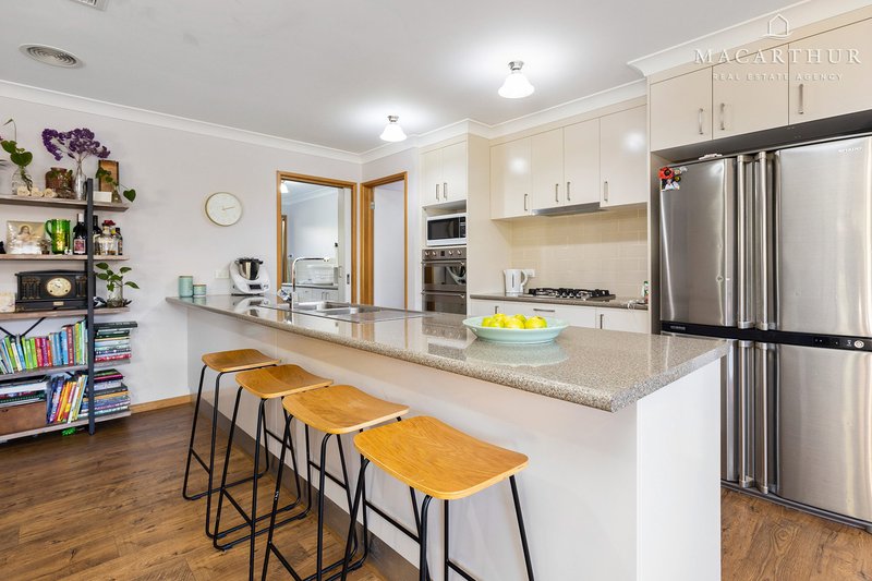 Photo - 4 Comet Place, Estella NSW 2650 - Image 3