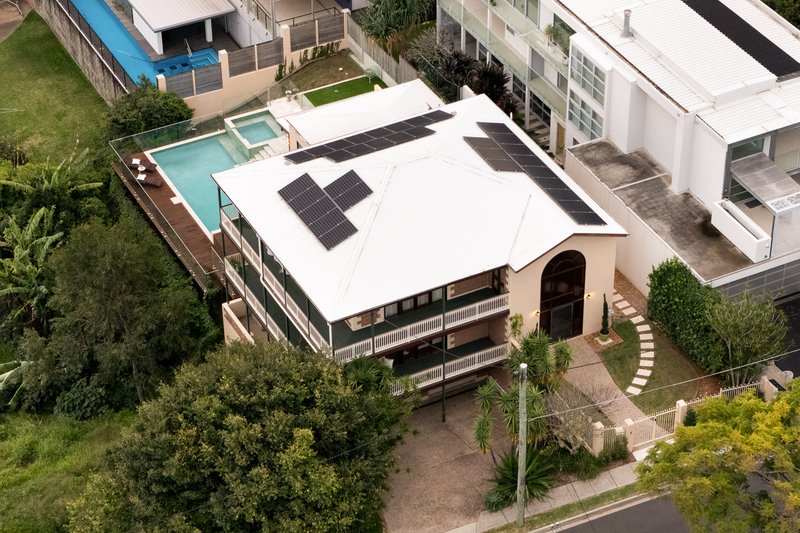 Photo - 4 Comus Avenue, Ascot QLD 4007 - Image 2