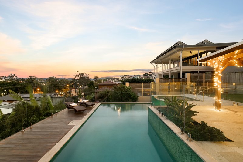Photo - 4 Comus Avenue, Ascot QLD 4007 - Image 4