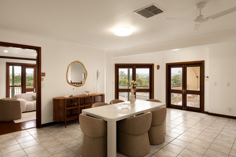 Photo - 4 Comus Avenue, Ascot QLD 4007 - Image 20