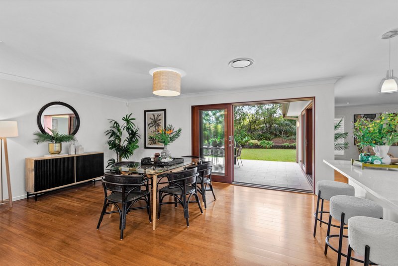 Photo - 4 Constellation Crescent, Bridgeman Downs QLD 4035 - Image 7