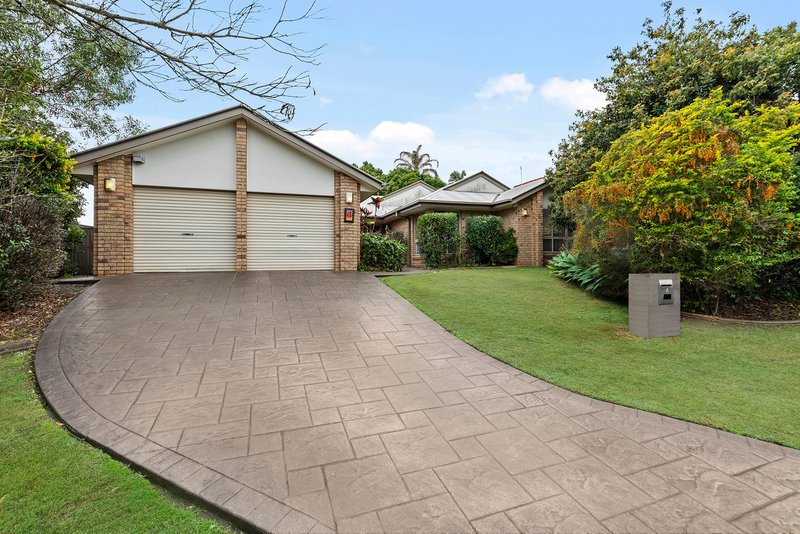 Photo - 4 Constellation Crescent, Bridgeman Downs QLD 4035 - Image 20