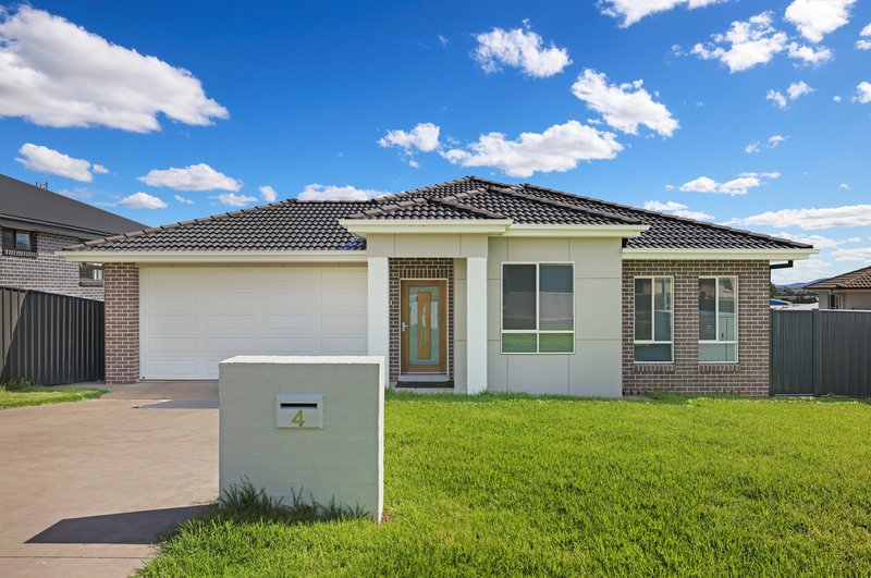 4 Conway Close, Tamworth NSW 2340