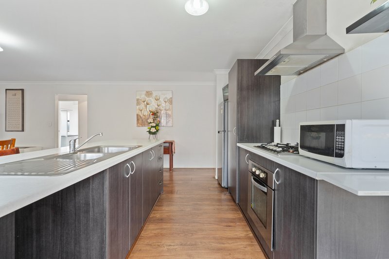 Photo - 4 Coolabah Way, Baldivis WA 6171 - Image 10