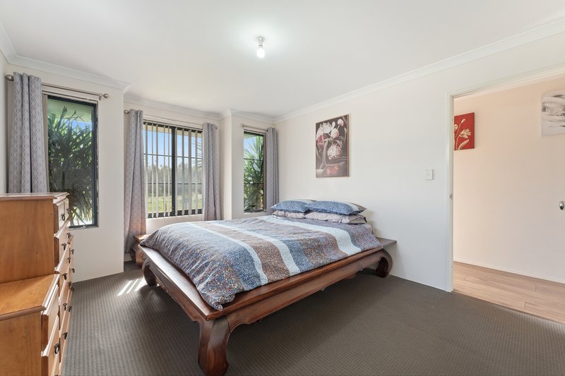 Photo - 4 Coolabah Way, Baldivis WA 6171 - Image 13